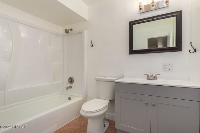 7901 E 2nd Street, Tucson, AZ 85710