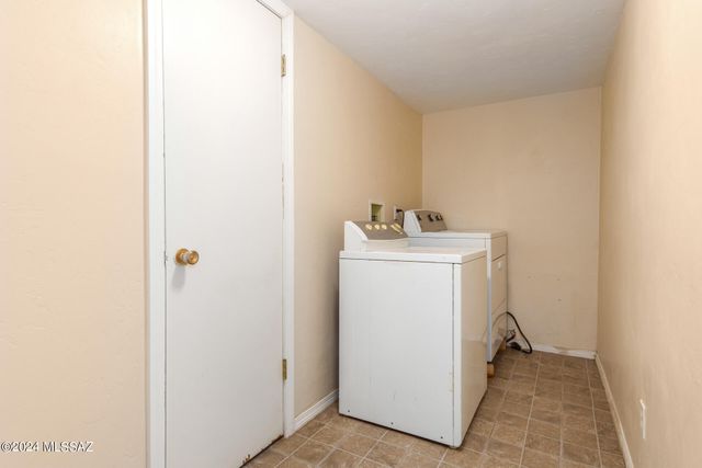 7901 E 2nd Street, Tucson, AZ 85710