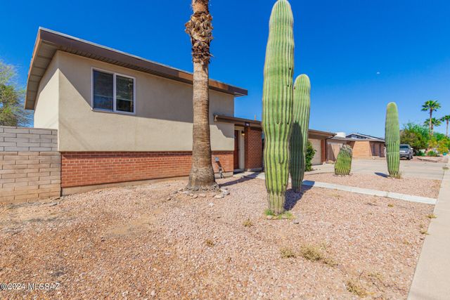 7901 E 2nd Street, Tucson, AZ 85710