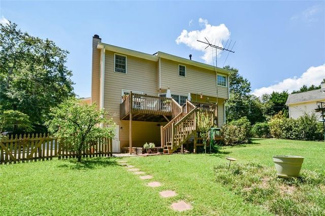 521 Sterling Drive, Powder Springs, GA 30127