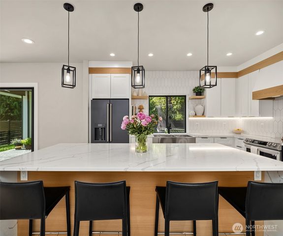 11718 64th Place NE, Lake Stevens, WA 98258