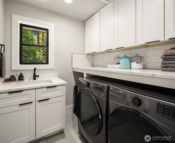 11718 64th Place NE, Lake Stevens, WA 98258