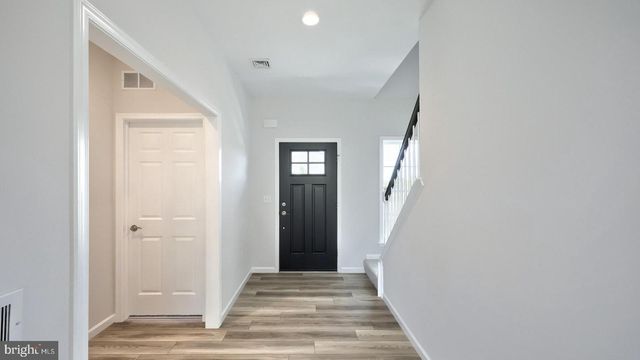 607 LILLIANA DR, Lebanon, PA 17046