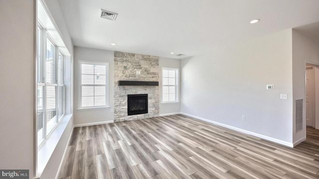 607 LILLIANA DR, Lebanon, PA 17046