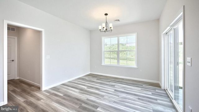 607 LILLIANA DR, Lebanon, PA 17046