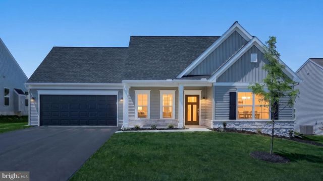 607 LILLIANA DR, Lebanon, PA 17046