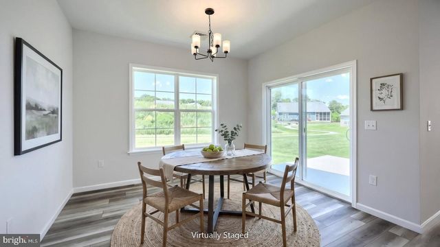 607 LILLIANA DR, Lebanon, PA 17046