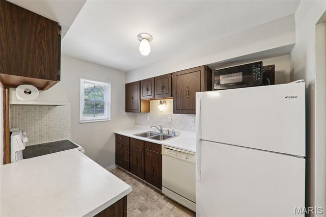 3202 Denmark Drive C, Bridgeton, MO 63044