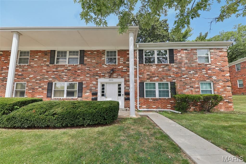 3202 Denmark Drive C, Bridgeton, MO 63044