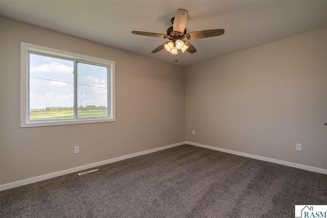3106 Scotch Lane, Mankato, MN 56001