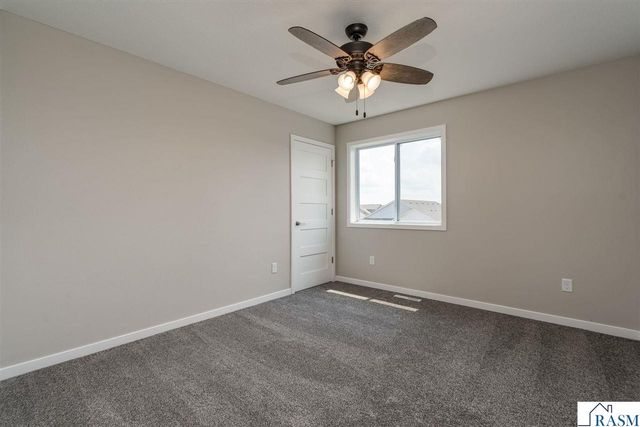 3106 Scotch Lane, Mankato, MN 56001