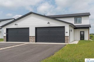 3106 Scotch Lane, Mankato, MN 56001