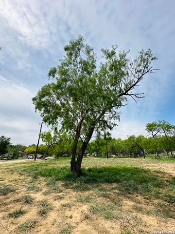 TBD E 2nd, Elmendorf, TX 78112