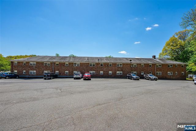 87 Elm Road 13A, Caldwell, NJ 07006