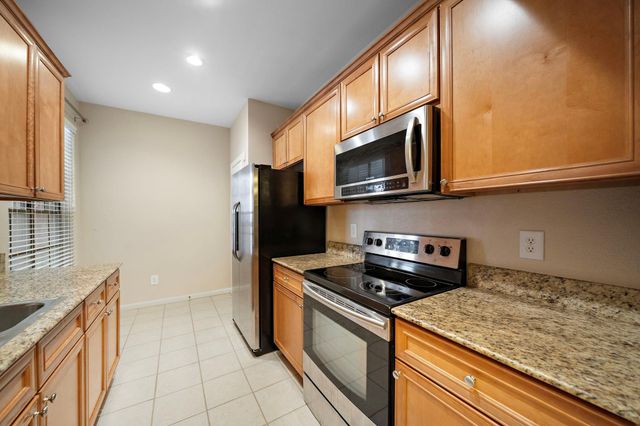 2255 Braeswood Park Drive 310, Houston, TX 77030