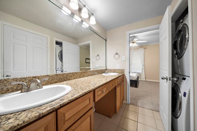2255 Braeswood Park Drive 310, Houston, TX 77030