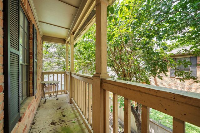 2255 Braeswood Park Drive 310, Houston, TX 77030