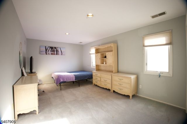 20 Fowler Dr, West Orange Twp., NJ 07052