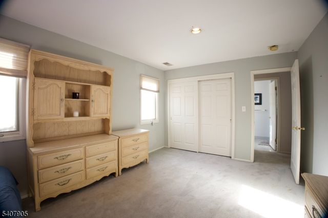 20 Fowler Dr, West Orange Twp., NJ 07052