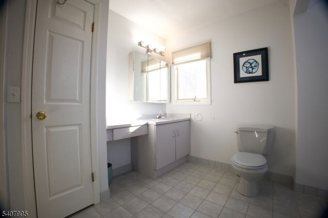 20 Fowler Dr, West Orange Twp., NJ 07052