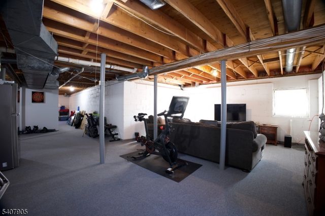 20 Fowler Dr, West Orange Twp., NJ 07052