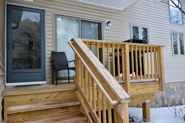 20 Fowler Dr, West Orange Twp., NJ 07052