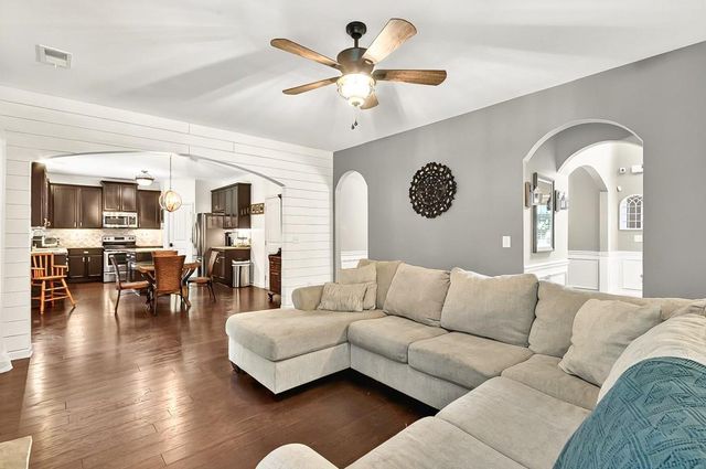 3975 Silverthorn Trace, Cumming, GA 30028