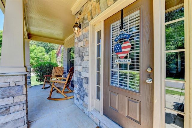 3975 Silverthorn Trace, Cumming, GA 30028