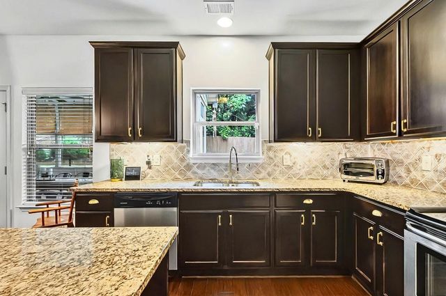 3975 Silverthorn Trace, Cumming, GA 30028