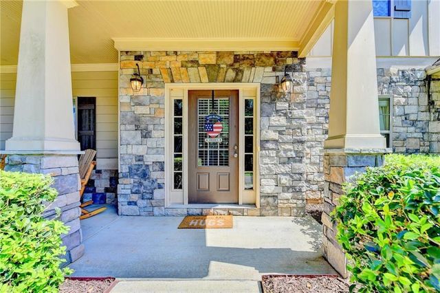 3975 Silverthorn Trace, Cumming, GA 30028