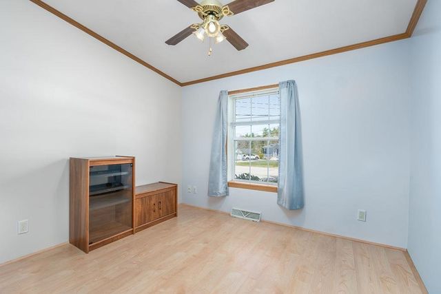 198 Spruce Drive, Farmington, NH 03835