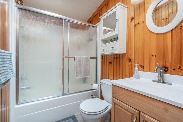 198 Spruce Drive, Farmington, NH 03835