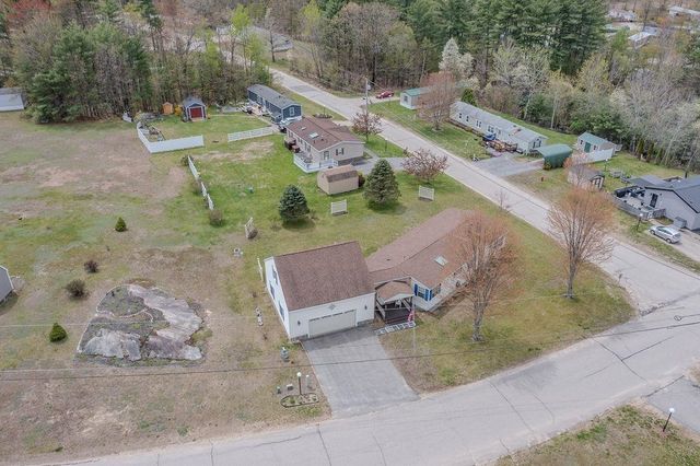 198 Spruce Drive, Farmington, NH 03835