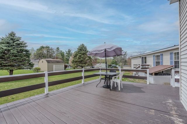 198 Spruce Drive, Farmington, NH 03835