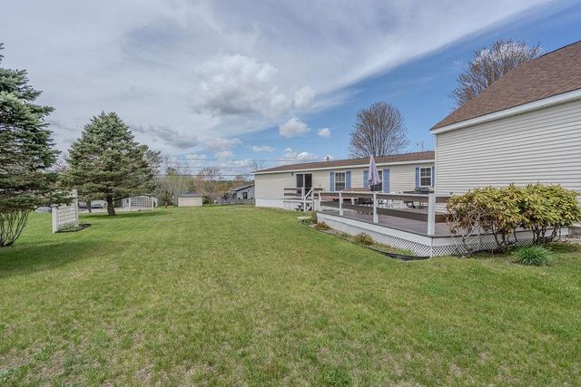198 Spruce Drive, Farmington, NH 03835