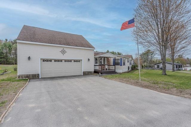 198 Spruce Drive, Farmington, NH 03835