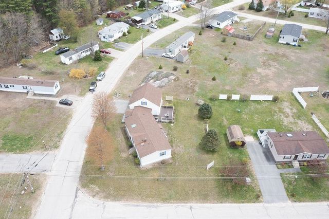 198 Spruce Drive, Farmington, NH 03835