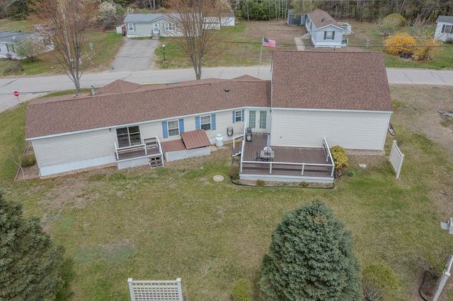 198 Spruce Drive, Farmington, NH 03835