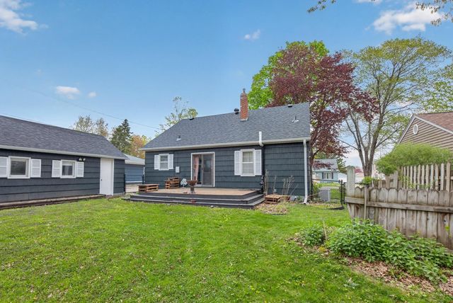 1211 9th Avenue NW, Rochester, MN 55901