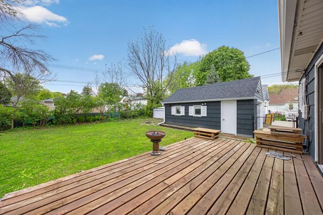 1211 9th Avenue NW, Rochester, MN 55901