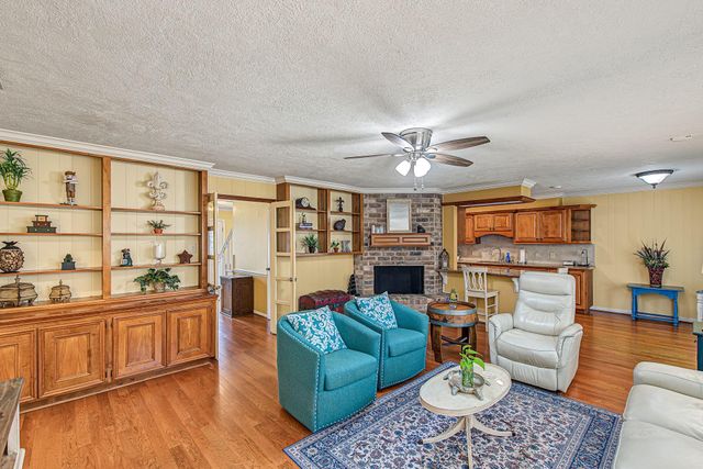 3013 Teague, Houston, TX 77080
