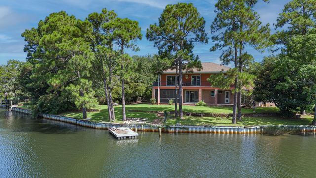 4561 Soundside Terrace, Tiger Point, FL 32563