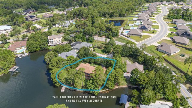 4561 Soundside Terrace, Tiger Point, FL 32563