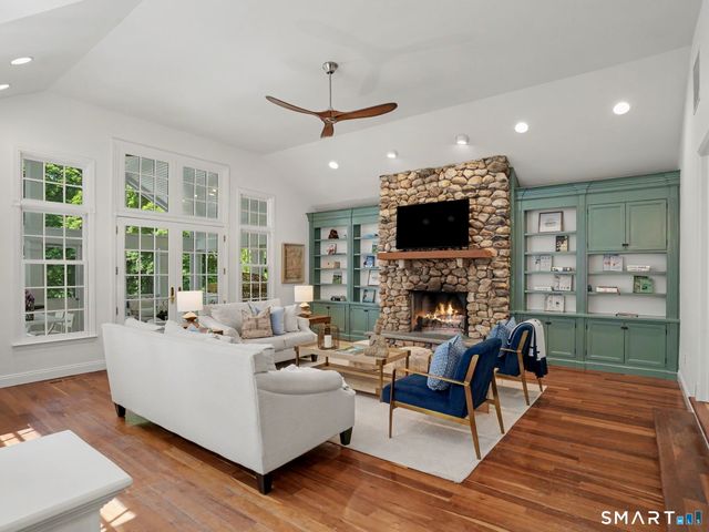 917 Silvermine Road, New Canaan, CT 06840
