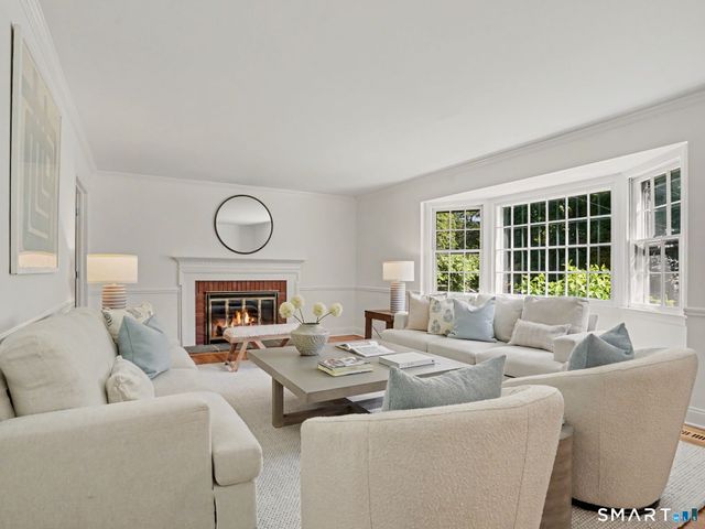 917 Silvermine Road, New Canaan, CT 06840