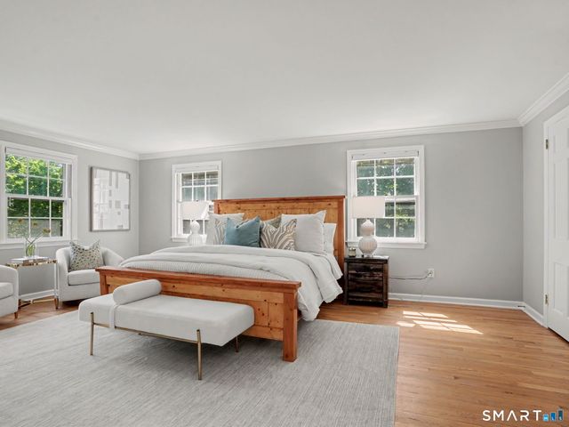 917 Silvermine Road, New Canaan, CT 06840