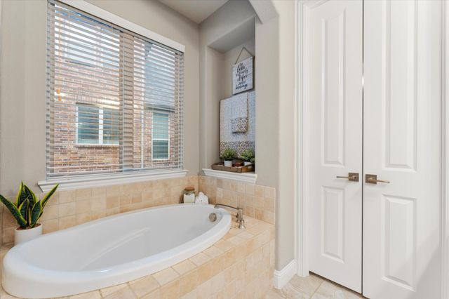 13777 Fieldcrest Road, Frisco, TX 75035