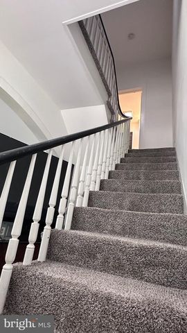 364 WILKES ST, Berkeley Springs, WV 25411