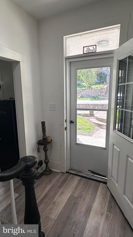 364 WILKES ST, Berkeley Springs, WV 25411