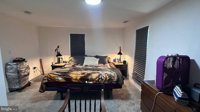 364 WILKES ST, Berkeley Springs, WV 25411